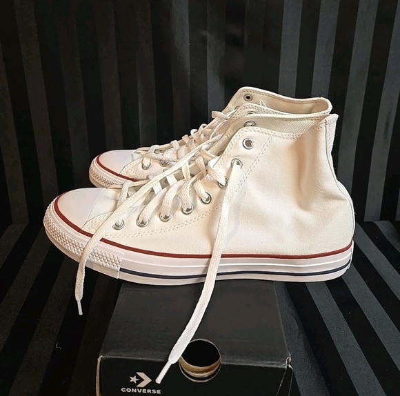 Unisex Converse Chuck Taylor All Star Hi Top Sneakers Men US 9 Women US 11 White - Picture 3 of 9